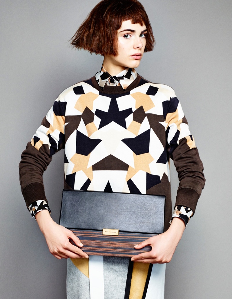 Anja Cihoric Poses with Fall Accessories for Madame Figaro by Matias Indjic madame figaro4 Anja Cihoric Poses with Fall Accessories for Madame Figaro by Matias Indjic