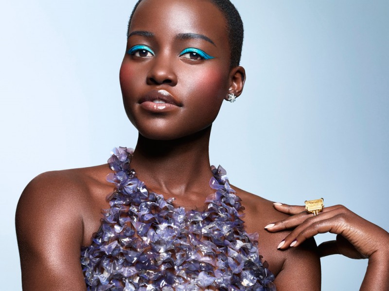 lupita nyongo makeup1 800x599 Lupita Nyongo Shines in Spring Makeup Looks for Essence