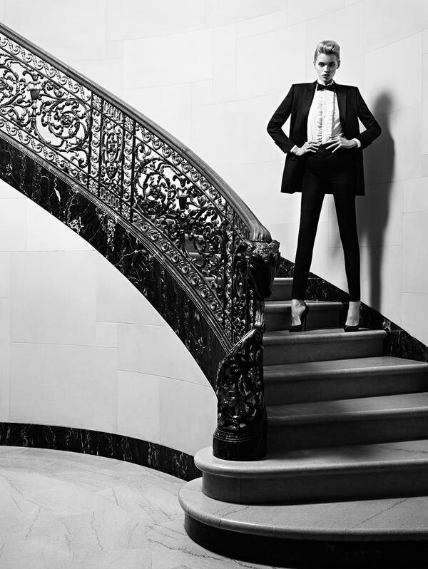 abbey-lee-ysl-le-smoking