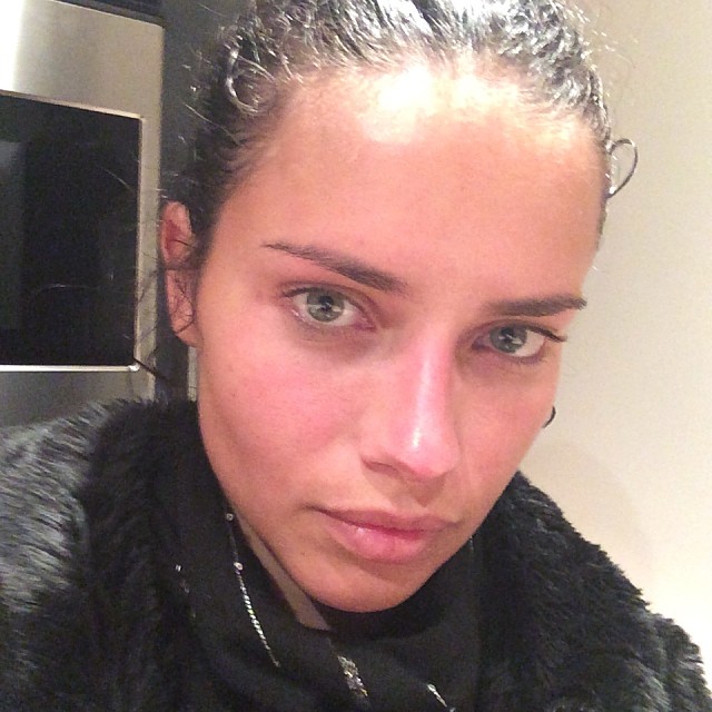 http://www.fashiongonerogue.com/wp-content/uploads/2014/05/adriana-lima-no-makeup.jpg