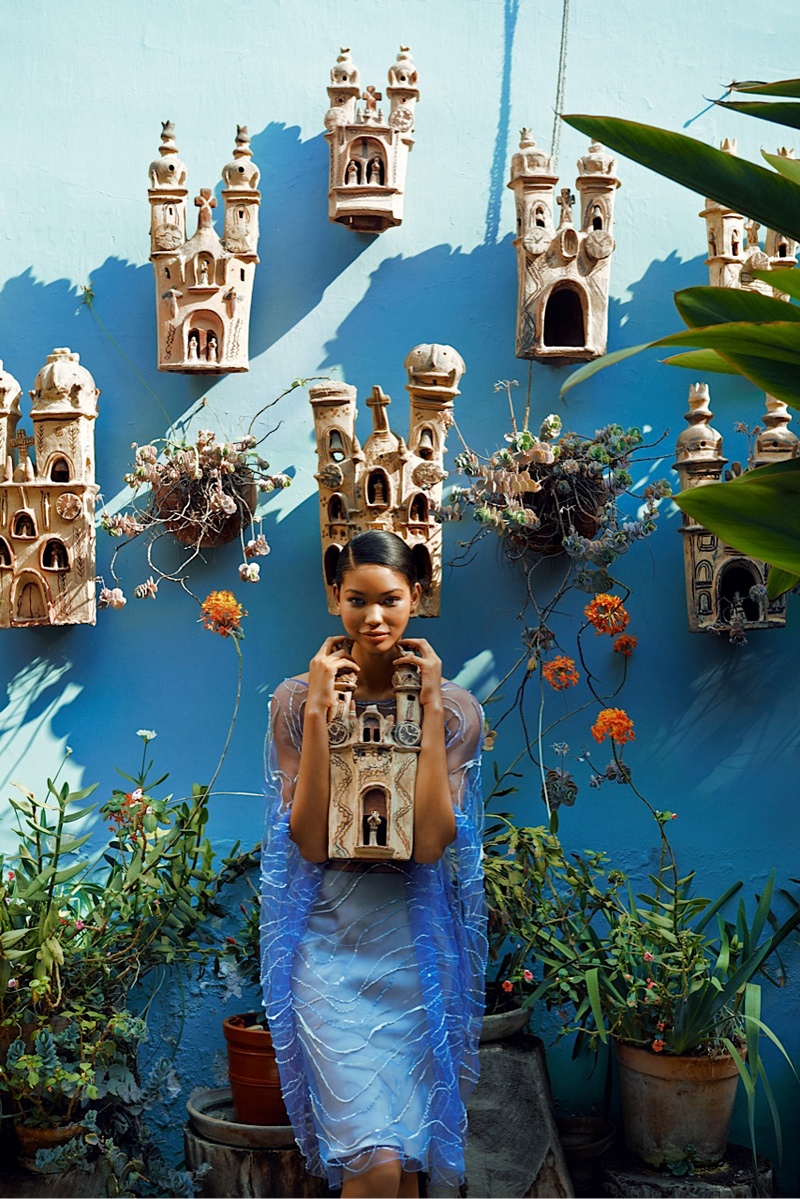 chanel iman photo shoot 2014 10 Chanel Iman Brings the Glam for Bazaar Russia by Alexander Neumann