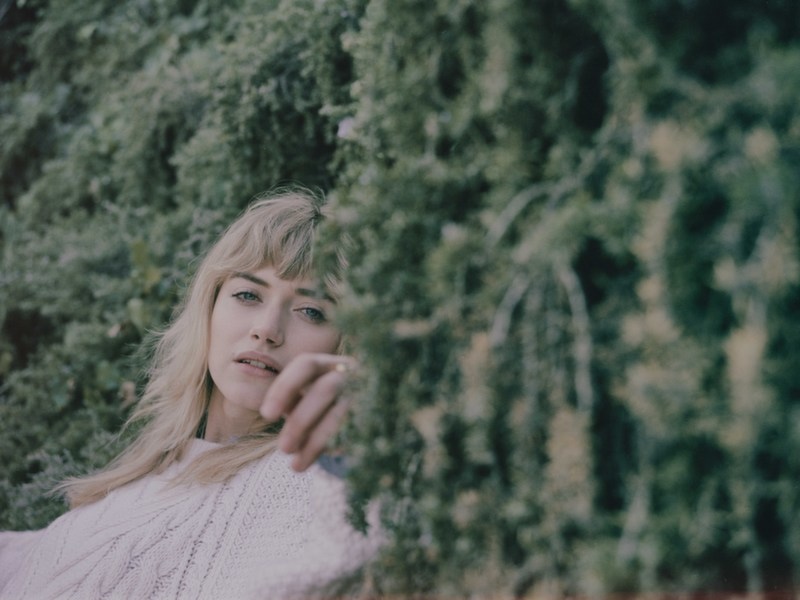 imogen-poots-photo-shoot1