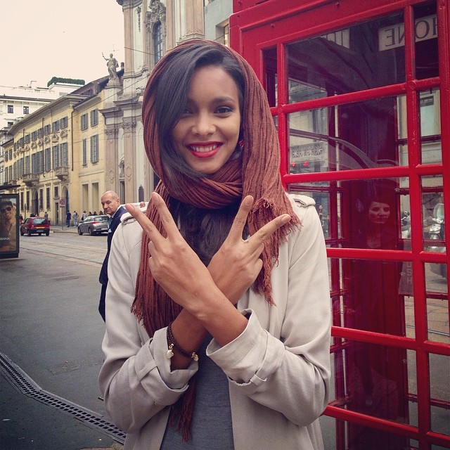 Lais Ribeiro shares photo from Brazilian social campaign initiative 