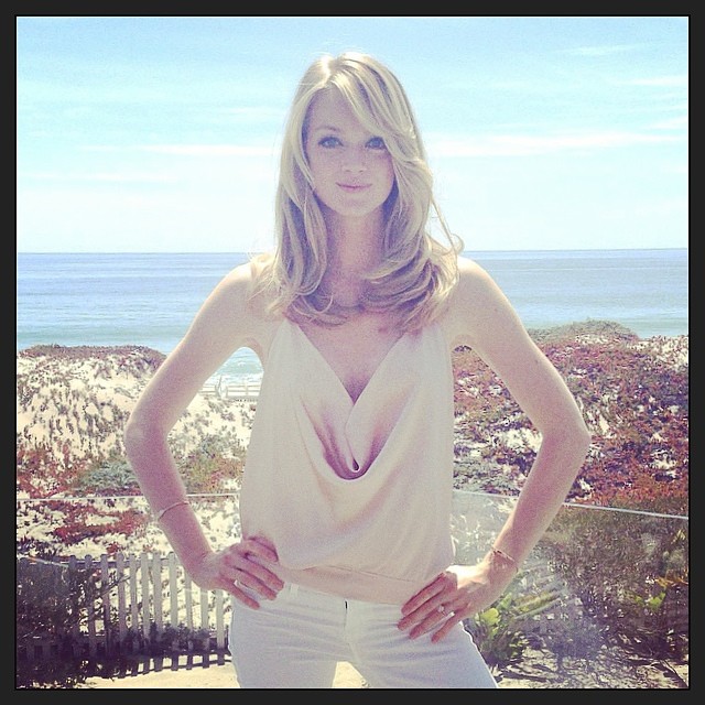 Lindsay Ellingson behind the scenes at hair shoot