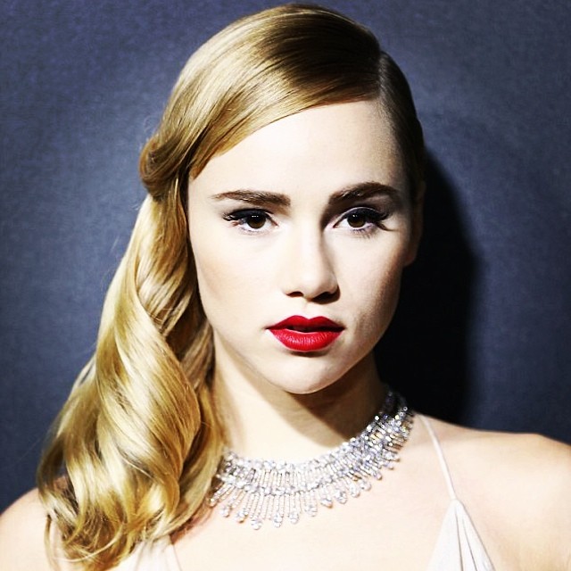 Suki Waterhouse sparkles in Chopard diamonds 