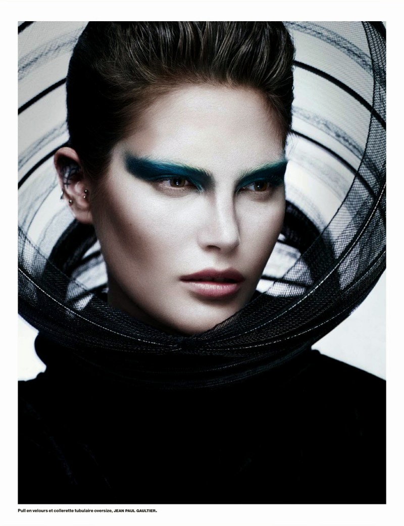 Catherine McNeil Wears Futuristic Style for Numéro by Benjamin Lennox cat numero001 800x1042 Catherine McNeil Wears Futuristic Style for Numéro by Benjamin Lennox
