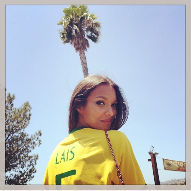 Lais Ribiero in Brazil top