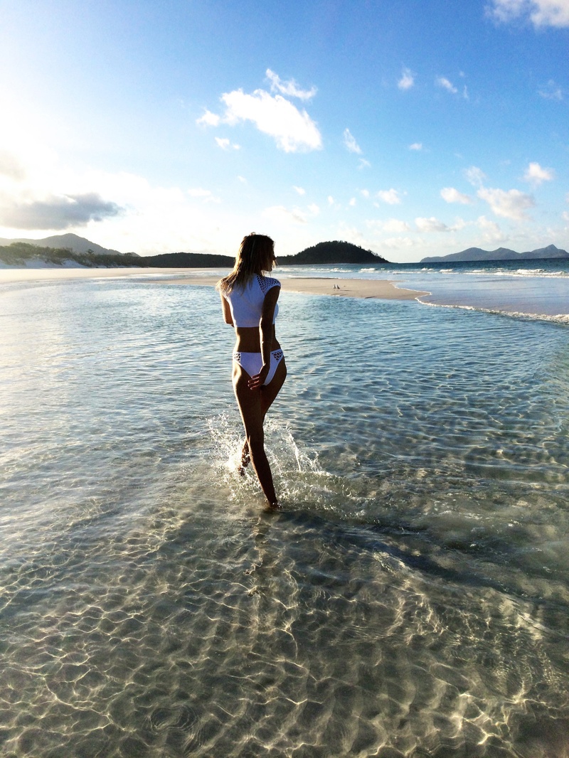 seafolly-2014-spring-summer-campaign-martha-hunt3