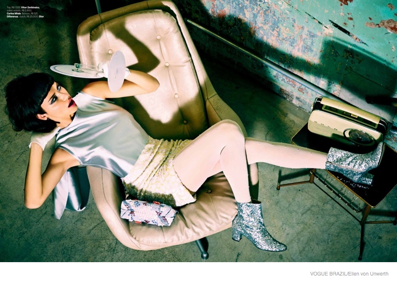 adriana-lima-short-hair-ellen-von-unwerth07