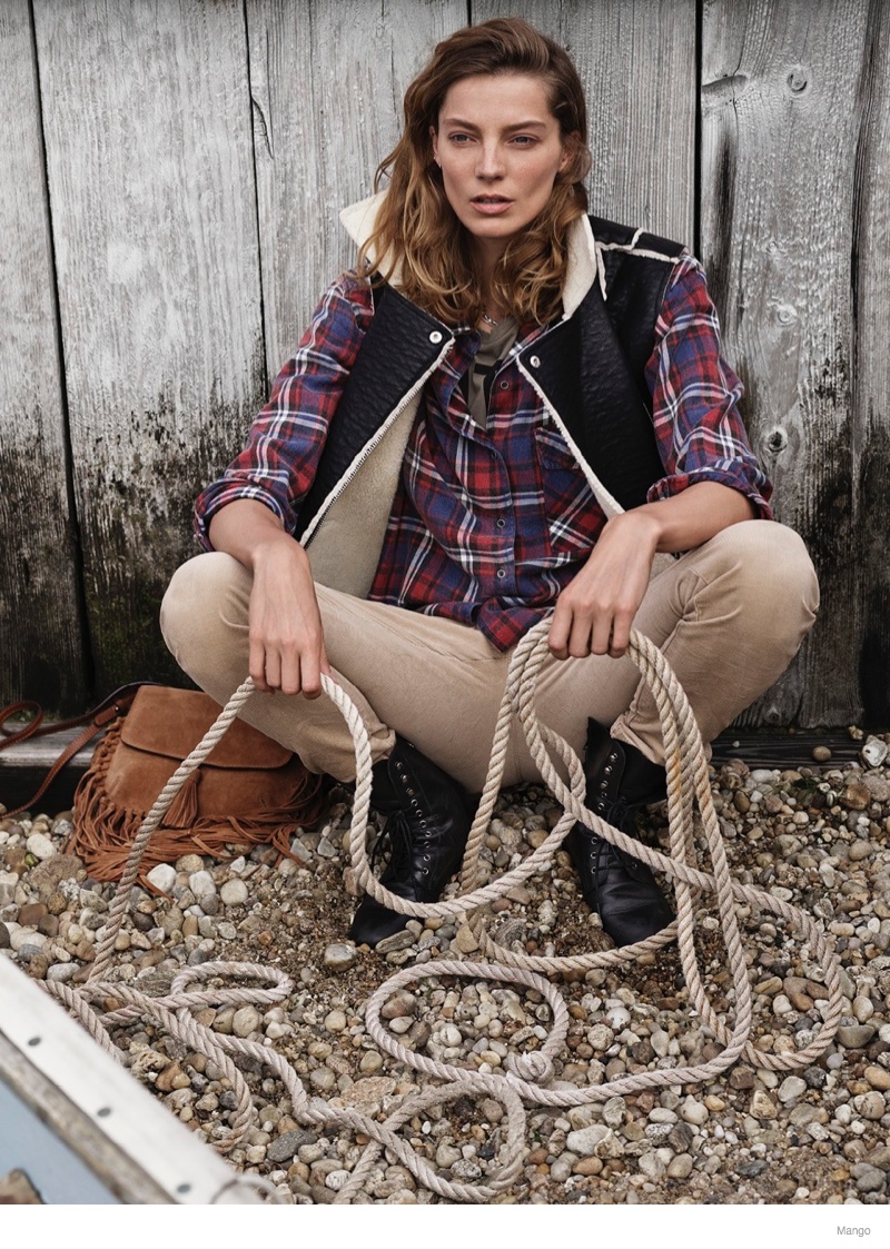 daria-werbowy-mango-fall-2014-ad-photos13