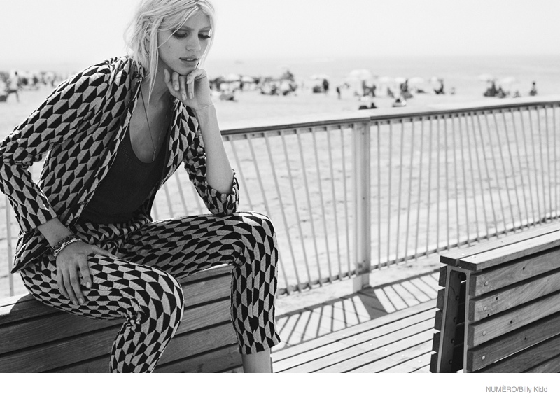 Coney Island Fashion: Devon Windsor by Billy Kidd for Numero #156 devon windsor coney island shoot1 Coney Island Fashion: Devon Windsor by Billy Kidd for Numero #156