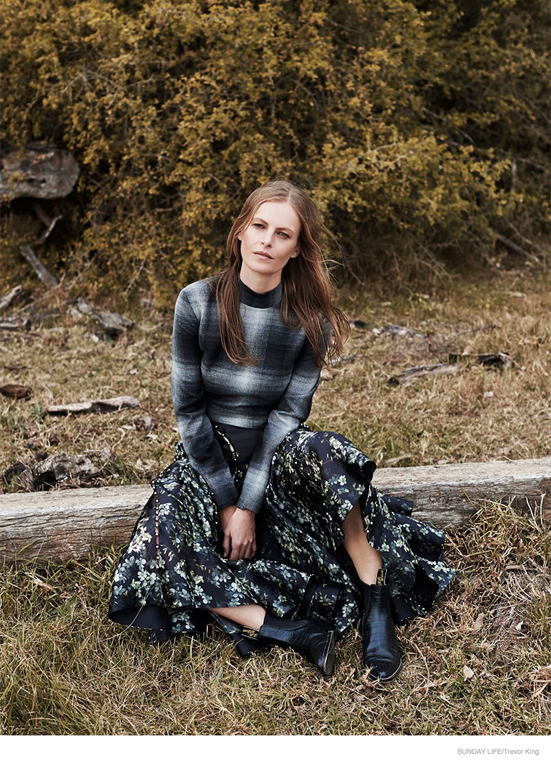 emma-balfour-horse-fashion-shoot-08