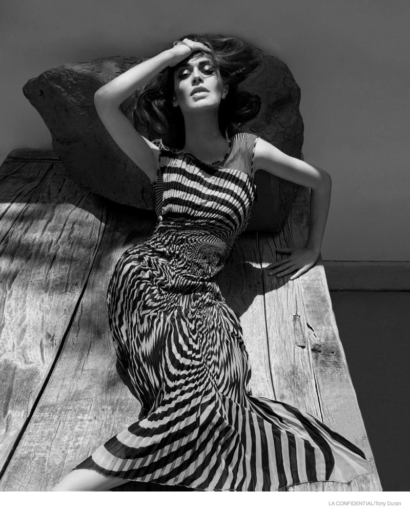 lizzy-caplan-photoshoot-2014-05