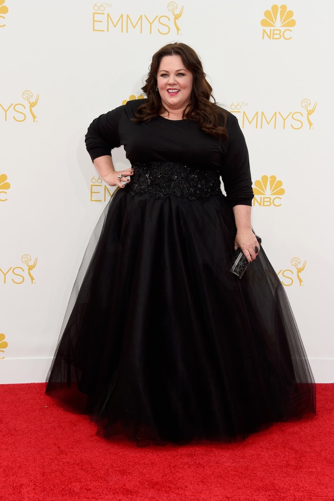 Melissa McCarthy wore a black custom Marchesa gown