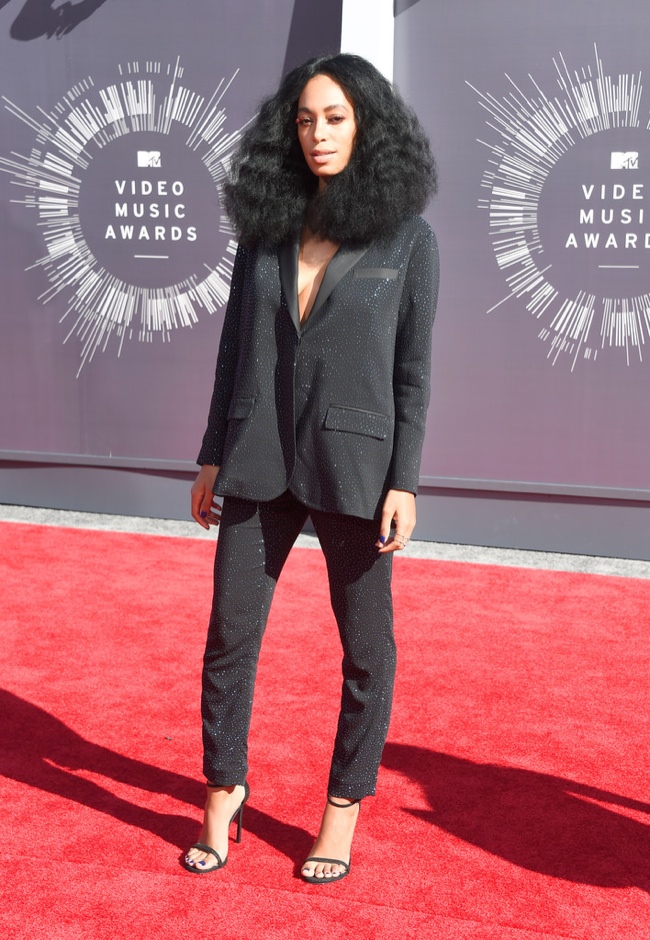 Solange Knowles spotted in a black pantsuit from H&M