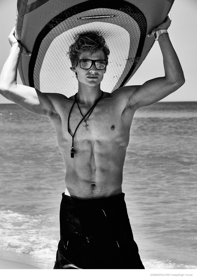 surfer style shoot ergin turunc06 Isabeau Hitijahubessy Models Surf Style for Cosmopolitan Turkey by Ergin Turunc