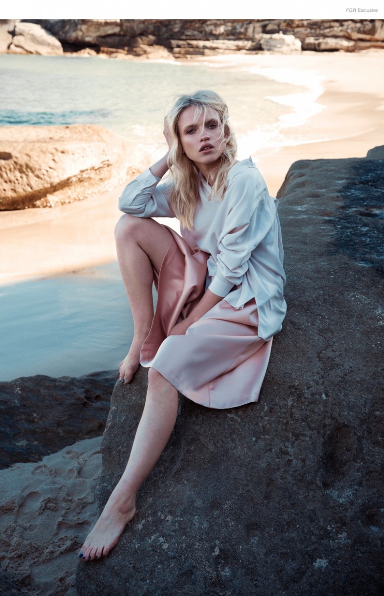anja-konstantinova-beach-ivana05