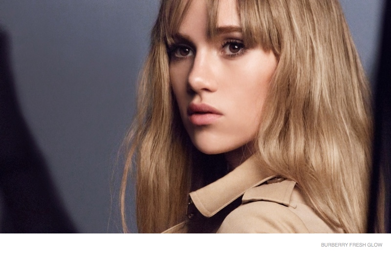Burberry Fresh Glow Behind the Scenes with Suki Waterhouse