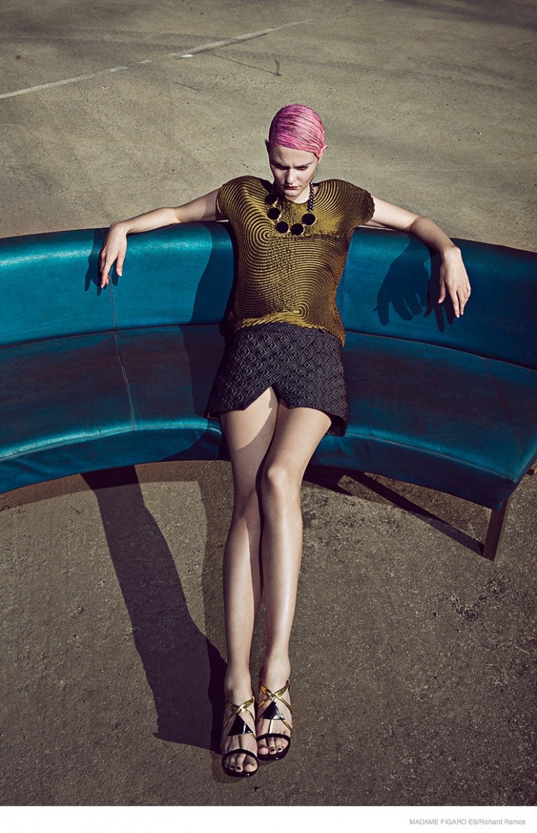 futuristic fashion richard ramos07 774x1200 Abbie Weir Wears Futuristic Style for Madame Figaro Spain by Richard Ramos