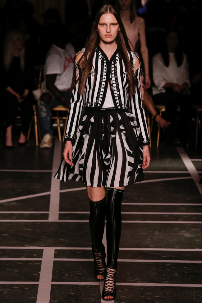 givenchy-2015-spring-summer-runway35