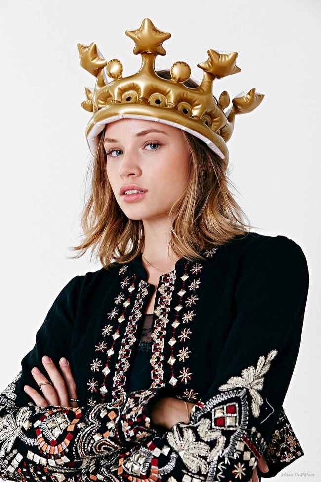 Queen For The Day Inflatable Crown 
