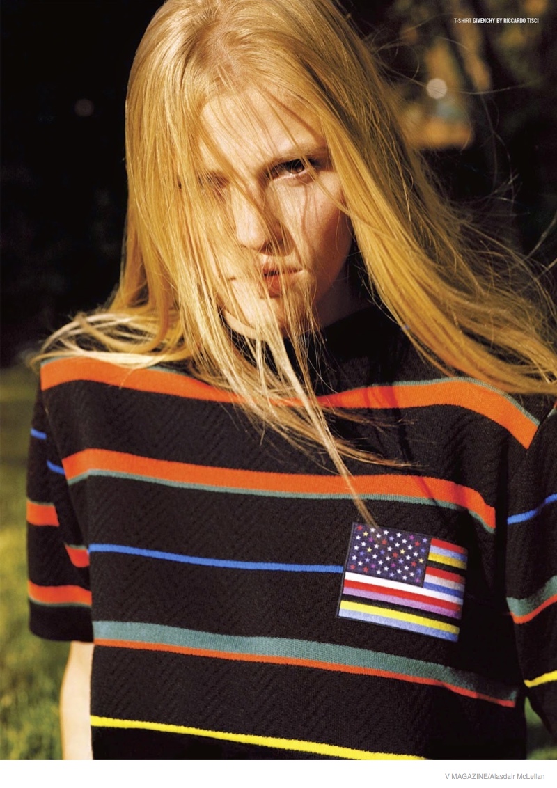 lara-stone-knitwear-looks10