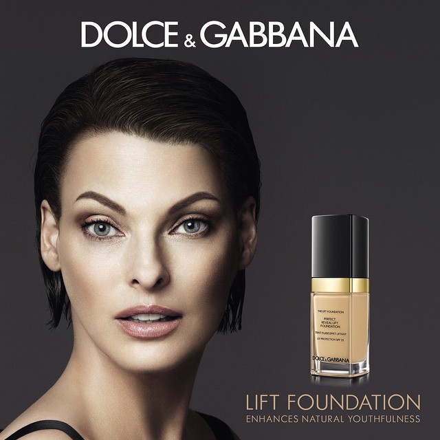 linda evangelista dolce gabbana lift foundation Linda Evangelista Stars in Dolce & Gabbana Lift Foundation Ad