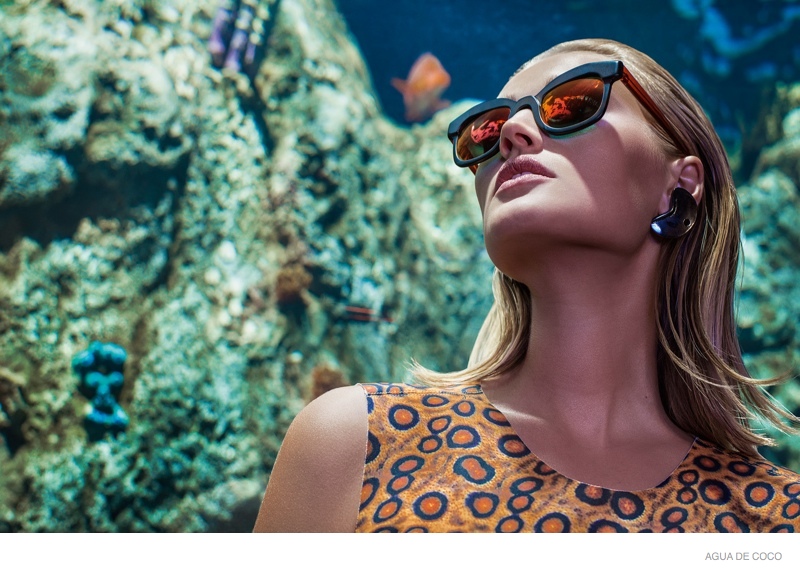 toni-garrn-underwater-shoot-agua-de-coco-2015-012