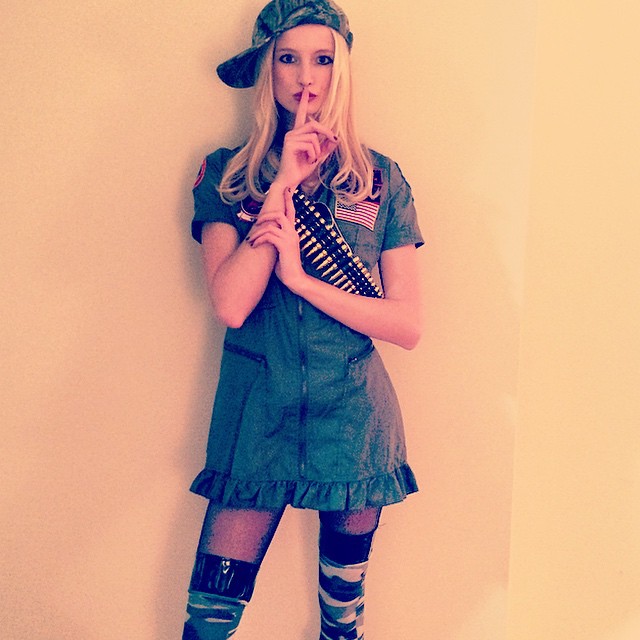 Maud Weldzen is in the army