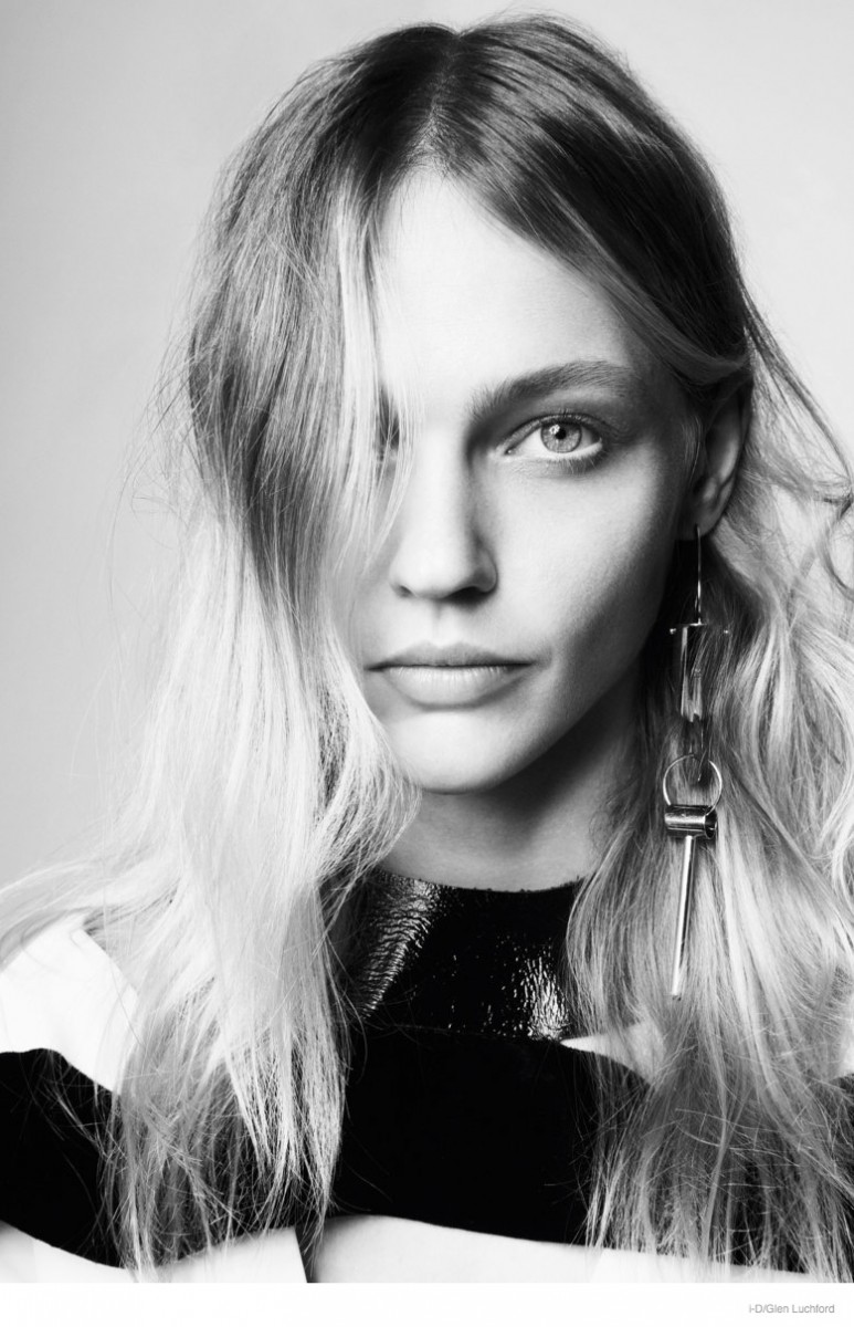sasha-pivovarova-louis-vuitton-id-shoot02