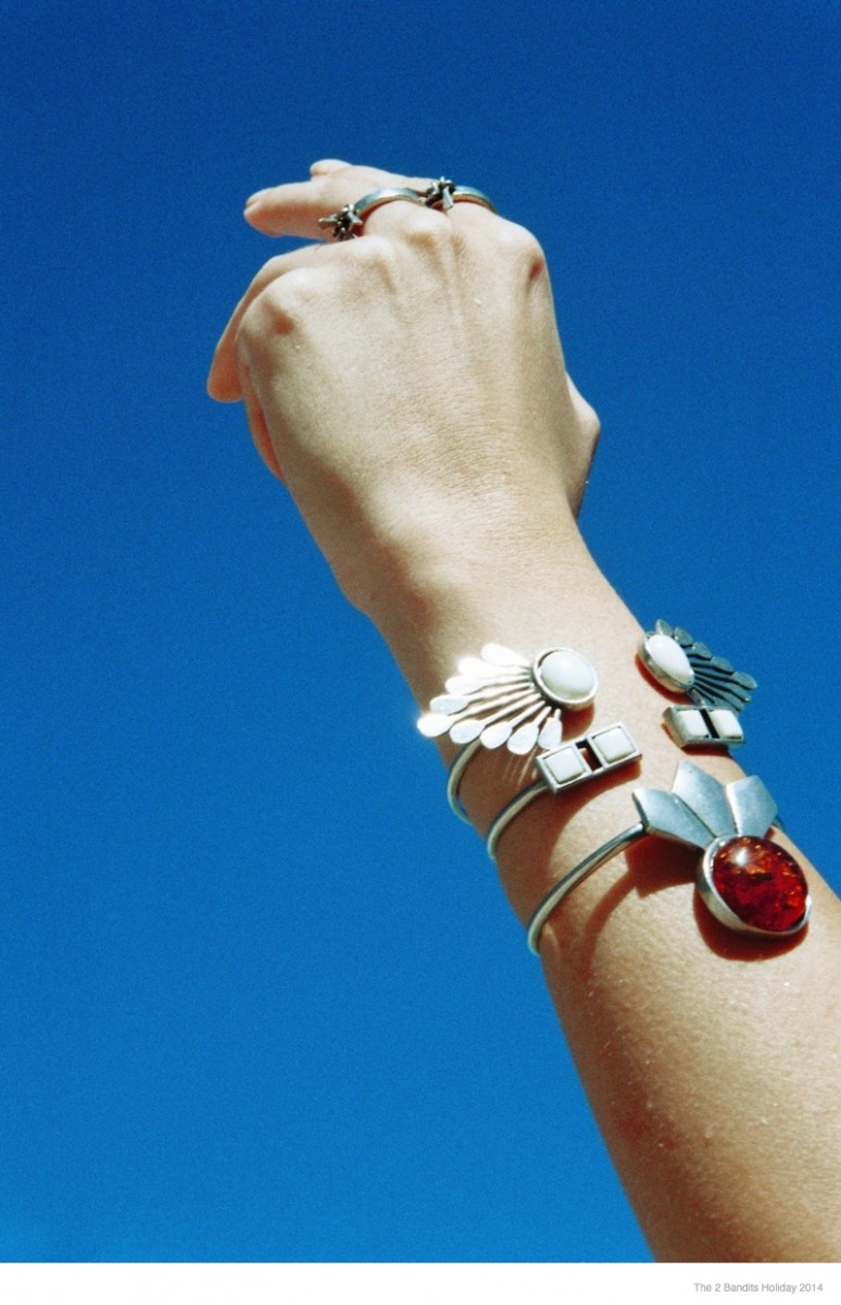 the-2-bandits-jewelry-holiday-2014-16