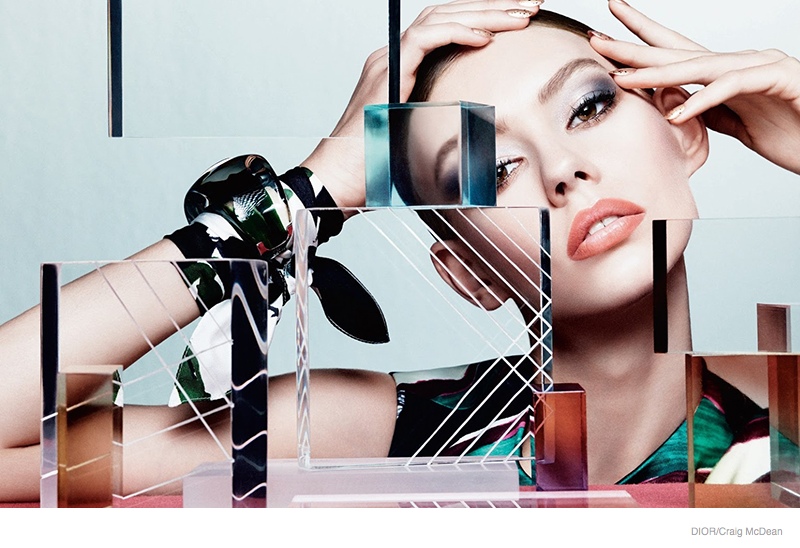 ondria-hardin-dior-makeup-shoot04