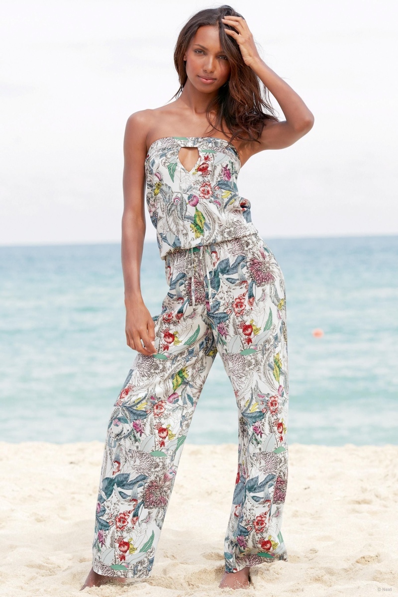 jasmine-tookes-beach-shoot-next07