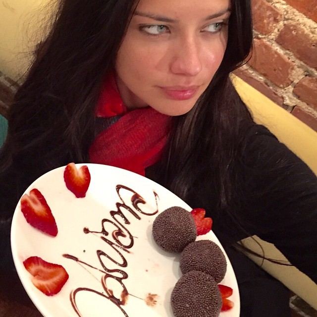 Adriana shares her personalized dessert plate