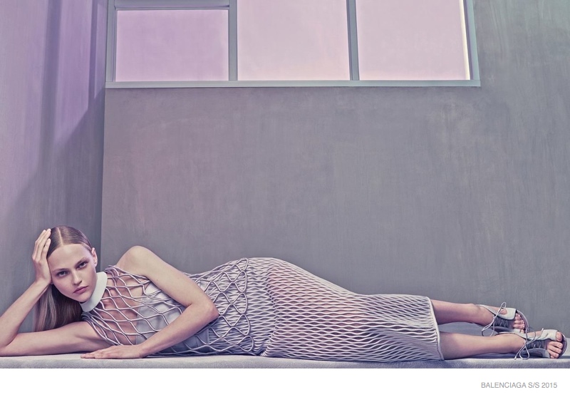 balenciaga-spring-2015-ad-campaign-sasha05