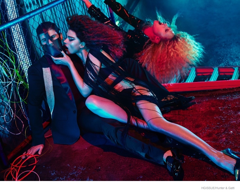 crystal-renn-vampire-fashion-shoot08