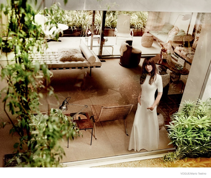 dakota-johnson-vogue-february-2015-photos01