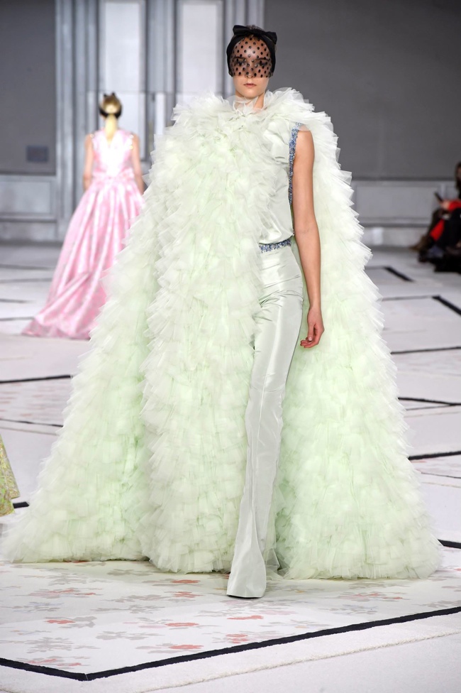 giambattista-valli-spring-2015-haute-couture12