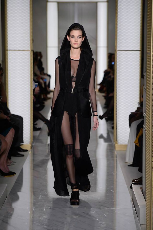 la-perla-atelier-couture-spring-2015-runway-show05