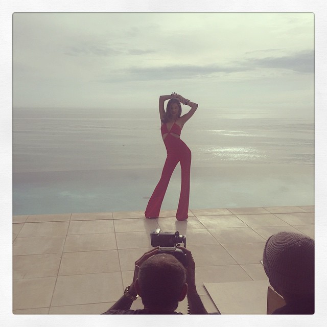 Miranda Kerr shares behind the scenes at her Harper's Bazaar cover shoot