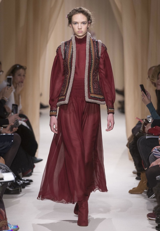 valentino-haute-couture-spring-2015-runway-photos05