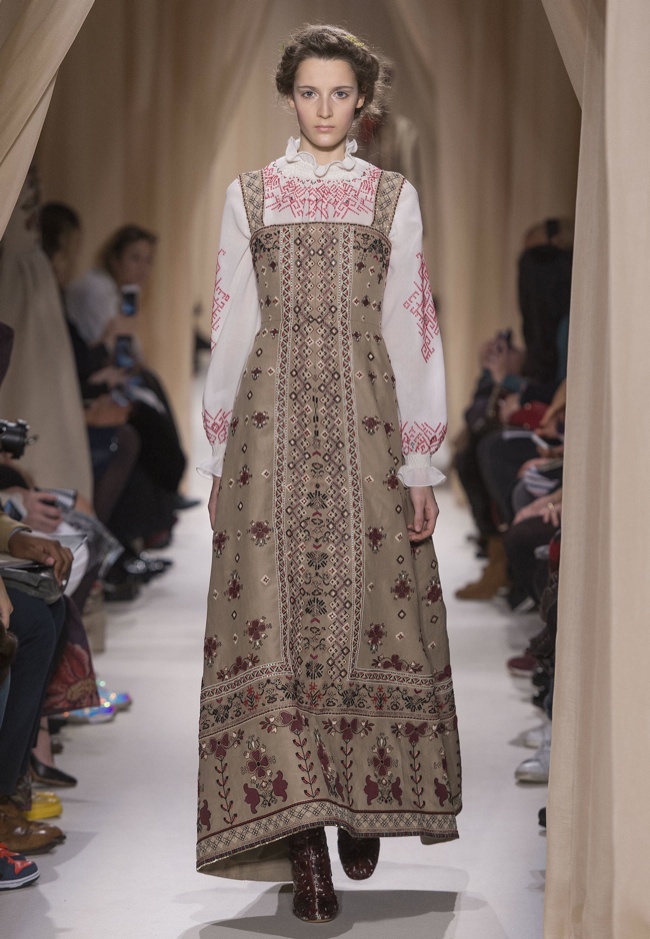 valentino-haute-couture-spring-2015-runway-photos06