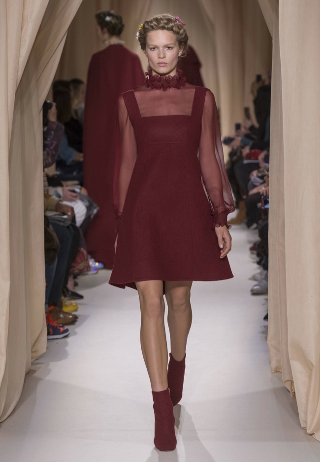 valentino-haute-couture-spring-2015-runway-photos08