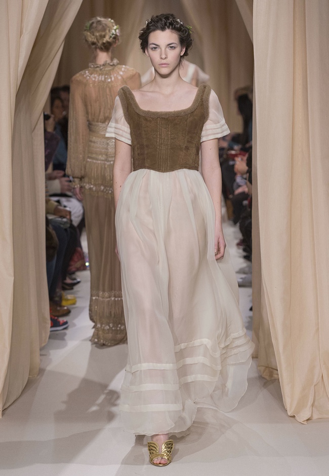 valentino-haute-couture-spring-2015-runway-photos13