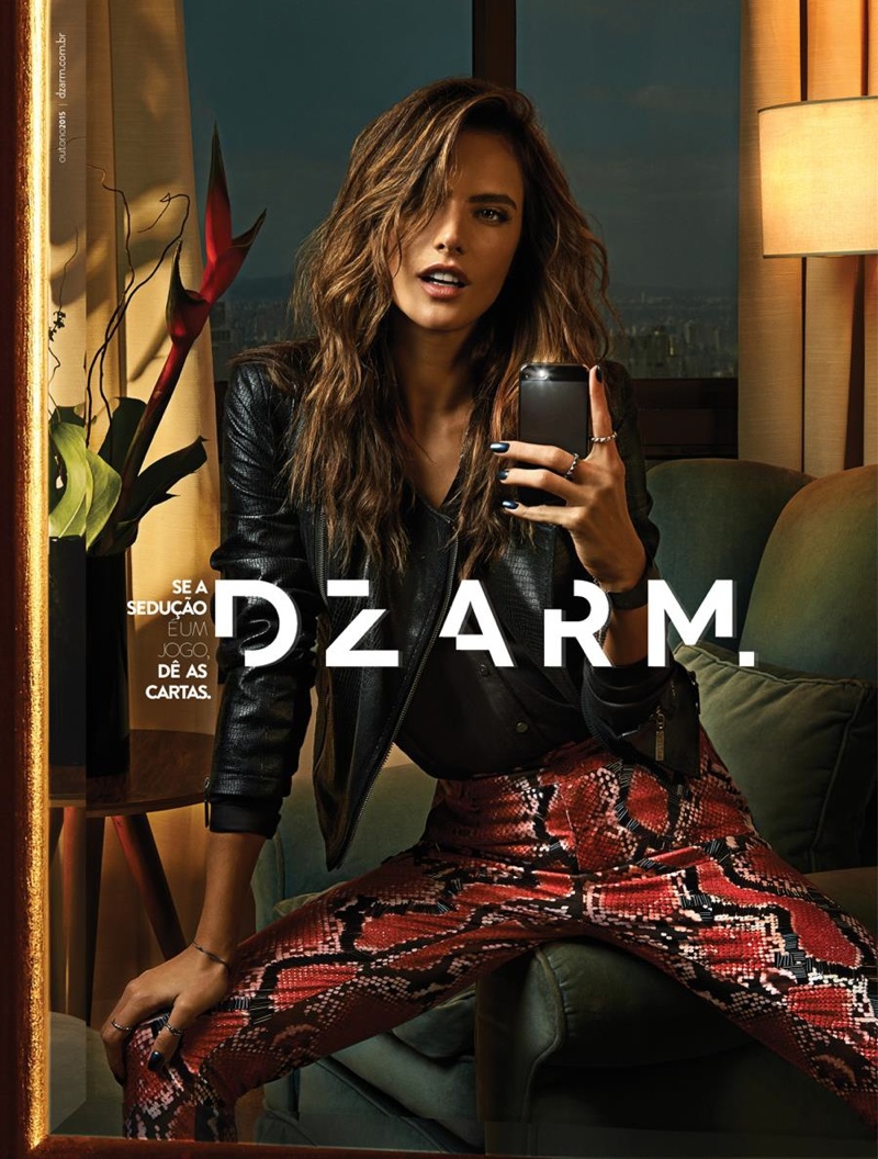 alessandra-ambrosio-selfie-campaign-2015-dzarm3