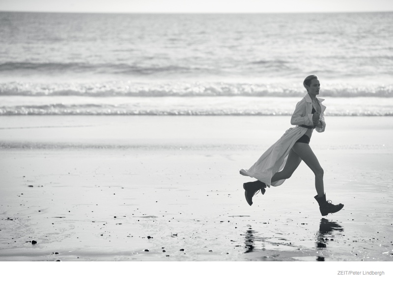 Amber Valletta Stuns in Black & White Photos by Peter Amber Valletta Stuns in Black & White Photos by Peter