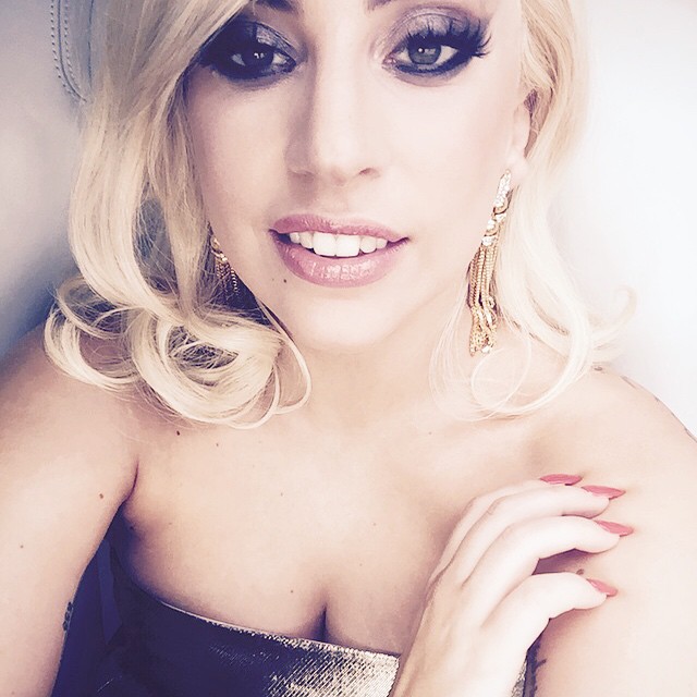 BEFORE: Here's Gaga with a  short blonde wig