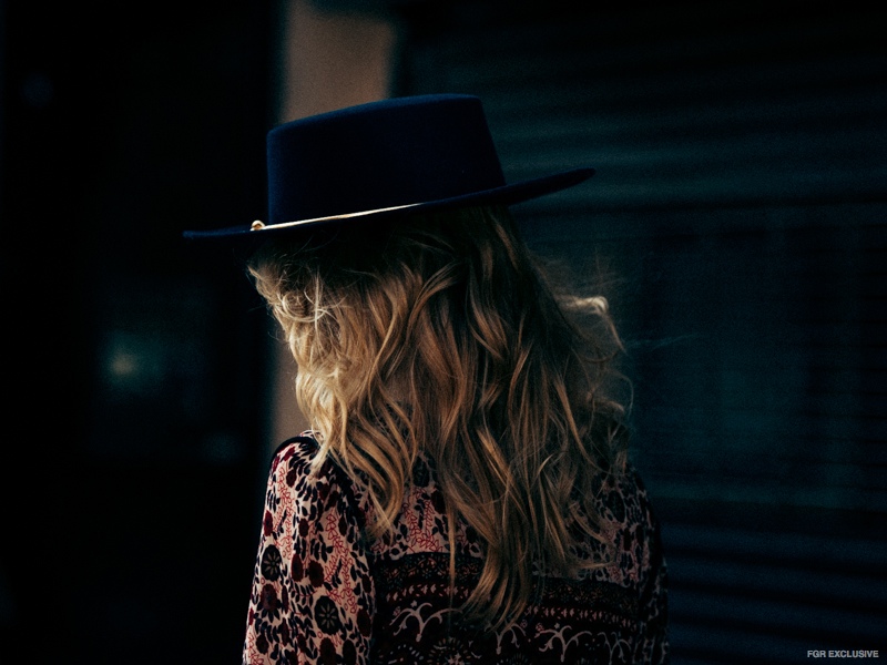 Hat Kin/K, Dress Zara