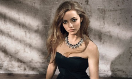 Amanda Seyfried Style: White Lace Outfit at Amanda Seyfried Dresses in ...
Amanda Seyfried