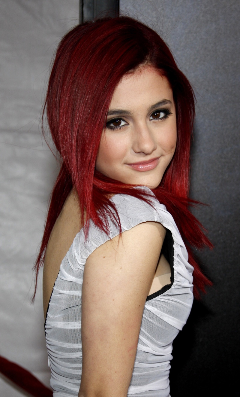 ArianaGrandeRedHair